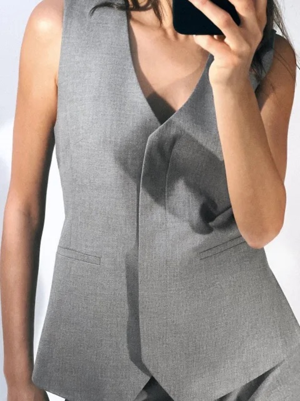 Sleeveless V-Neck Gray Tailored Vest
